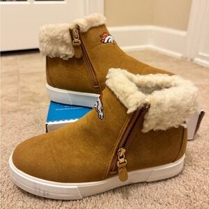 FOCO women’s broncos boots